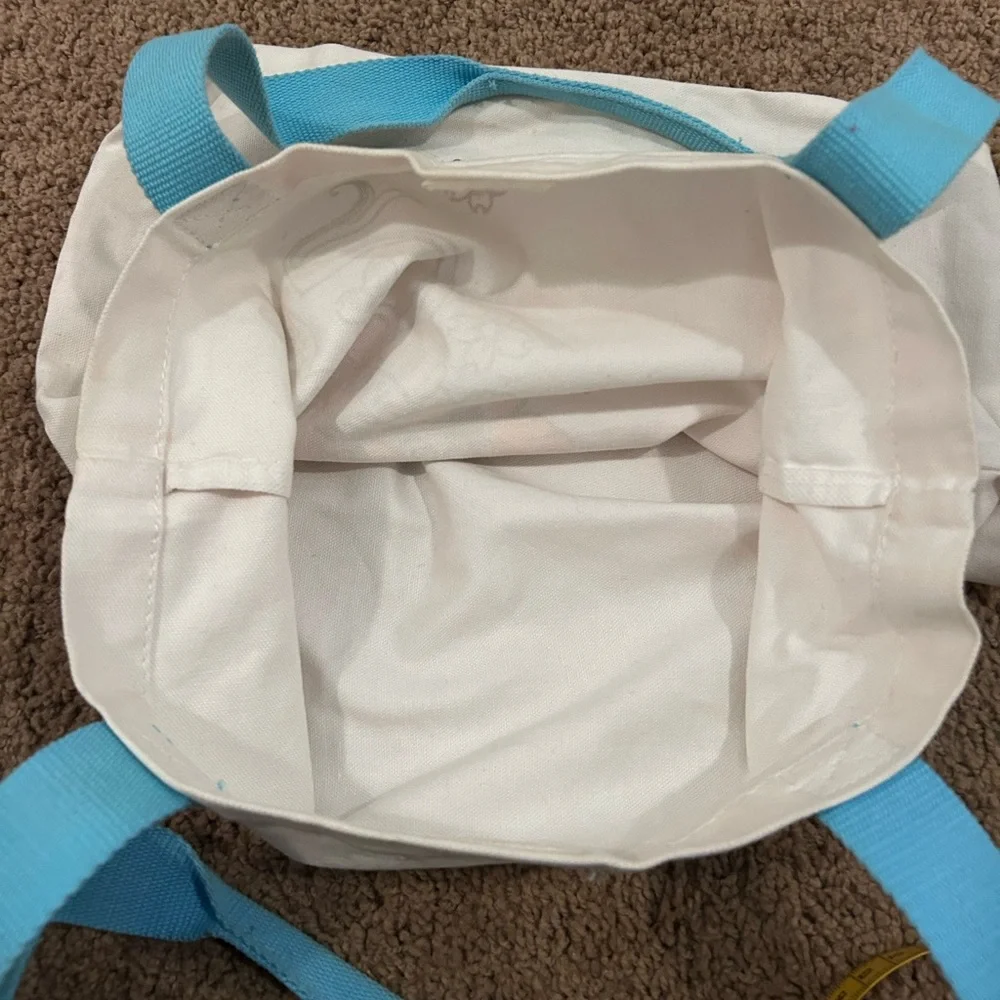 NWOT Roxy Vintage Tote with Blue Handles and Floral Design - Picture 6 of 6